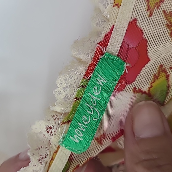 Honeydew pink roses slip sheer lace small - Picture 4 of 9